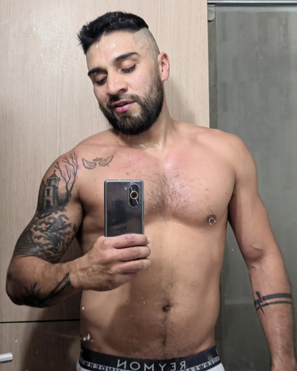 FAN B R A N D O N 🐽 tweet media