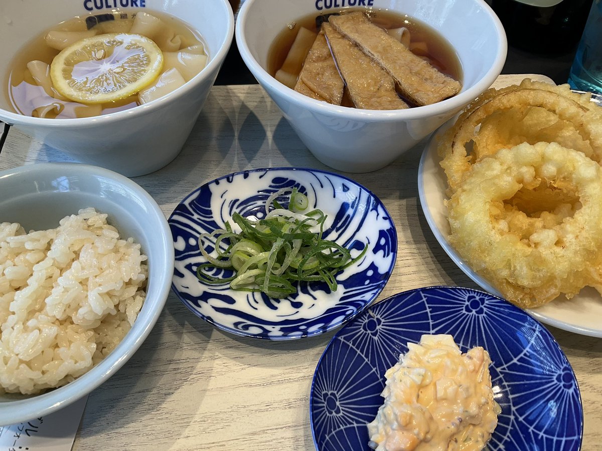 会社にも家族にも心配事ができてしまった。
でも考えてもすぐには解決しなさそうだ。

そんな時は美味しいものを食べて笑い合えたら
少し心が軽くなると知っている私達。

お酒を飲むと泣いちゃいそうだけど、
解決する日まで泣かずに頑張ろうと思う💪
夫と二人三脚で。