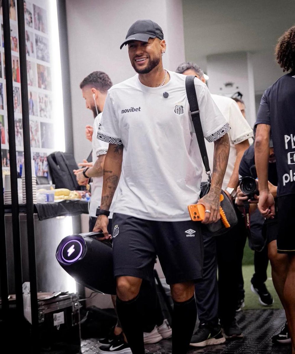 LIBERTA DEPRE tweet media