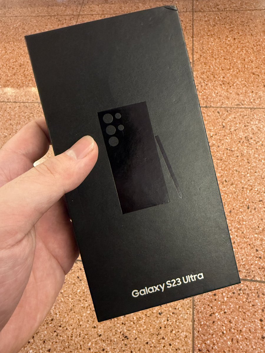 セセリア tweet media