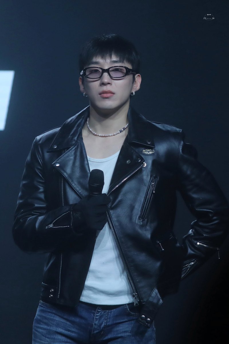 BlueMoon tweet media