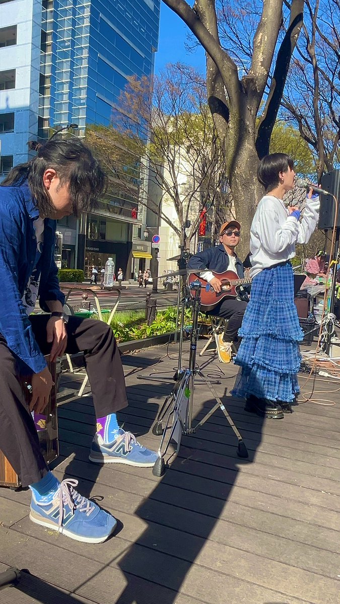 『楽しかったストリート大作戦』

たっけとこっちゃん、そしてスタッフの皆様、もちろん来てくれた皆様も！大感謝！

花粉症で目が充血MAXだったので
グラサン高野でお届け🎸笑

泡見ル夢、Liho&amp;es、
サポート楽しかったああ！また！

#あぶゆめ　#Liho