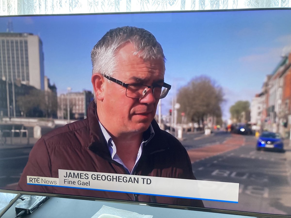 AndCapernosity's tweet image. Trouble in Fine Gael?  😂#fuelprotest