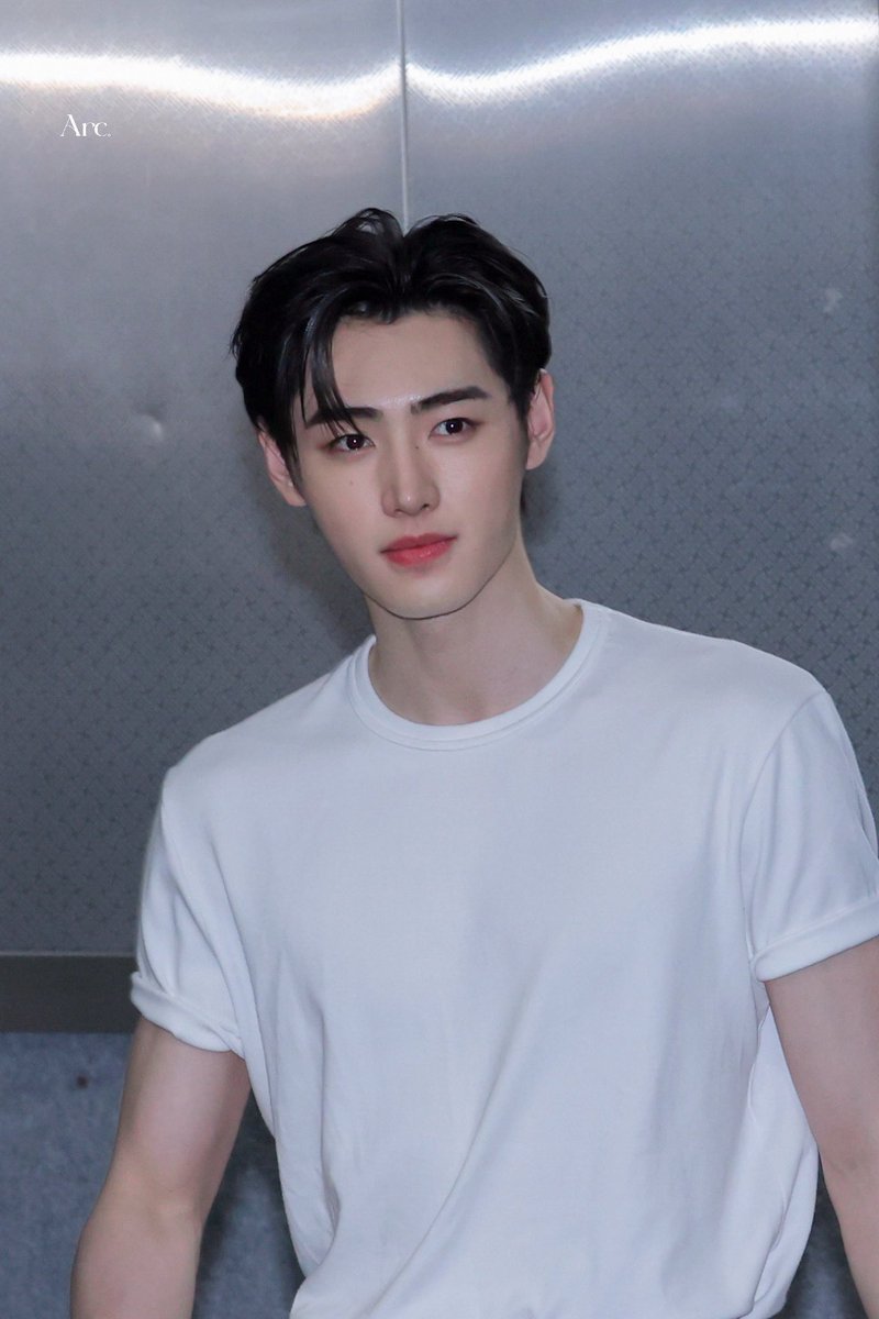 𝐉𝐚𝐤𝐞 𝐒𝐢𝐦 (제이크 심) (@worships_08) on Twitter photo 