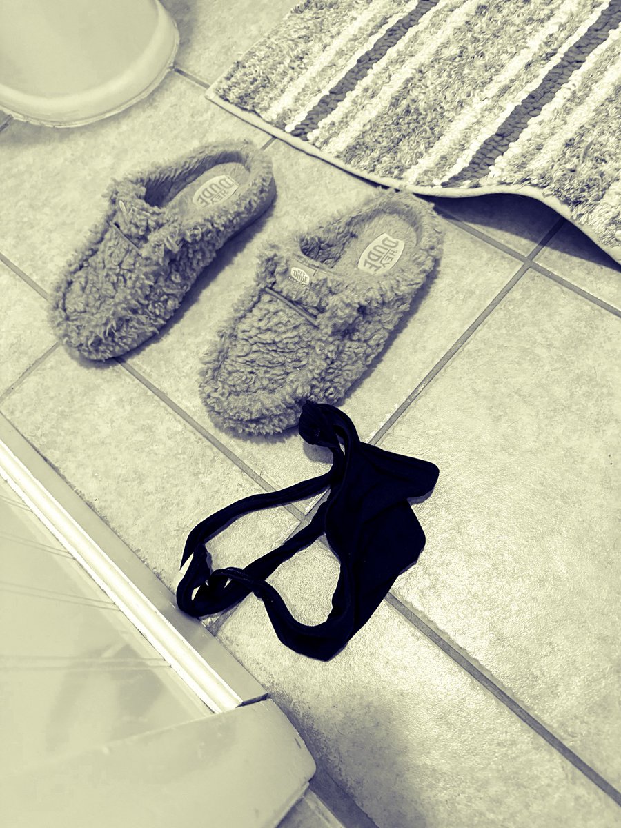 Mr. & Mrs. Evil tweet media