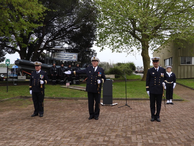 Marine nationale tweet media