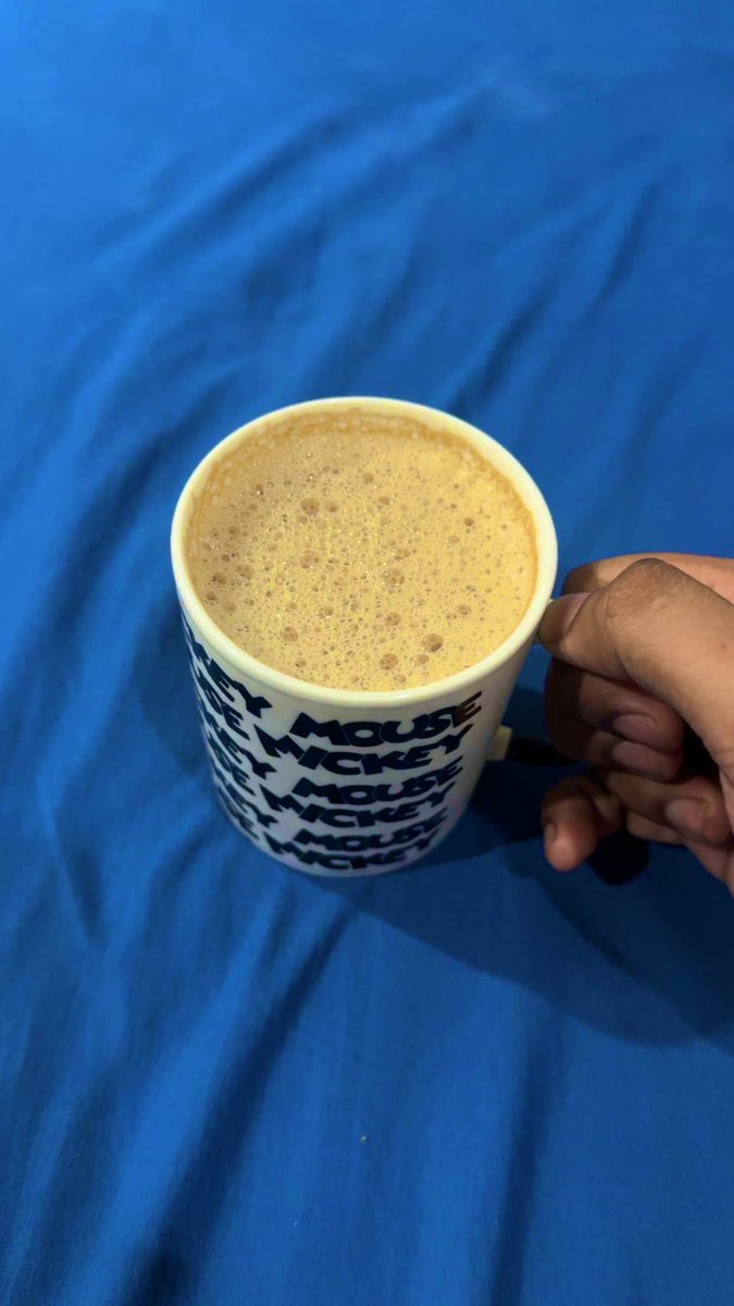 Vignaraaj2620's tweet image. Nerd + Coffee = Bliss