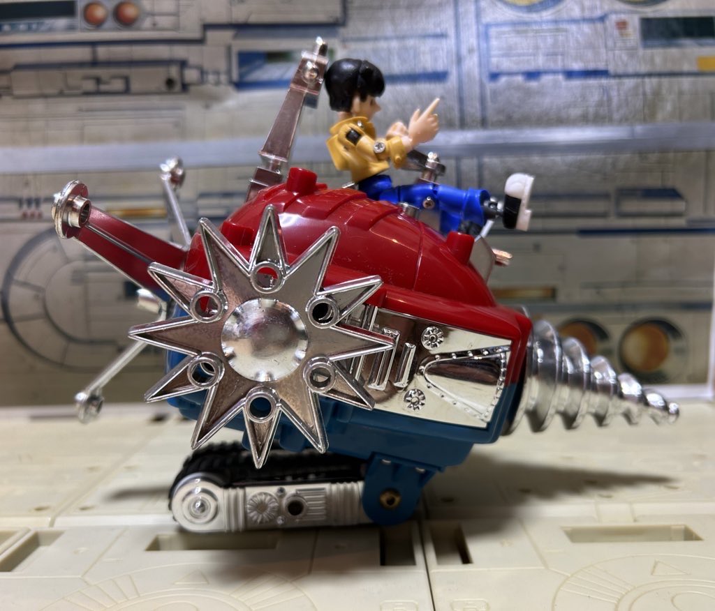 針の頭 tweet media