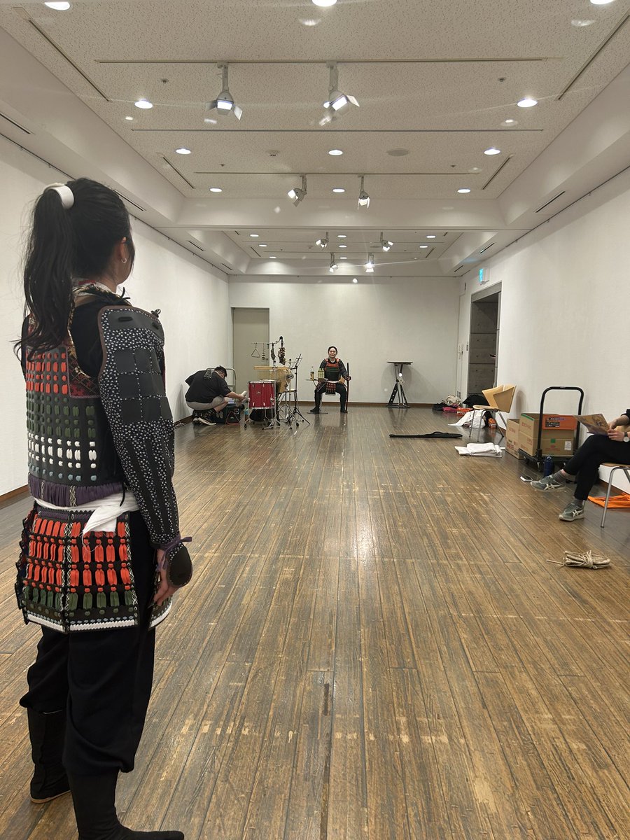 屑屋あず tweet media