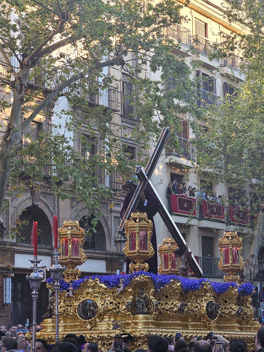 pepecorazon2's tweet photo. Recuerdos del Viernes Santo con la Hermandad de La O. 
@HermandaddelaO
@bandasol
@CarmenDSalteras
#TDSCofrade
📷 Galería 1 de 4 https://t.co/ggqFC1mQUJ
