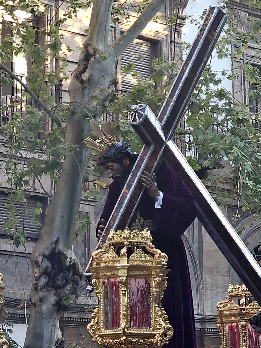 pepecorazon2's tweet photo. Recuerdos del Viernes Santo con la Hermandad de La O. 
@HermandaddelaO
@bandasol
@CarmenDSalteras
#TDSCofrade
📷 Galería 1 de 4 https://t.co/ggqFC1mQUJ