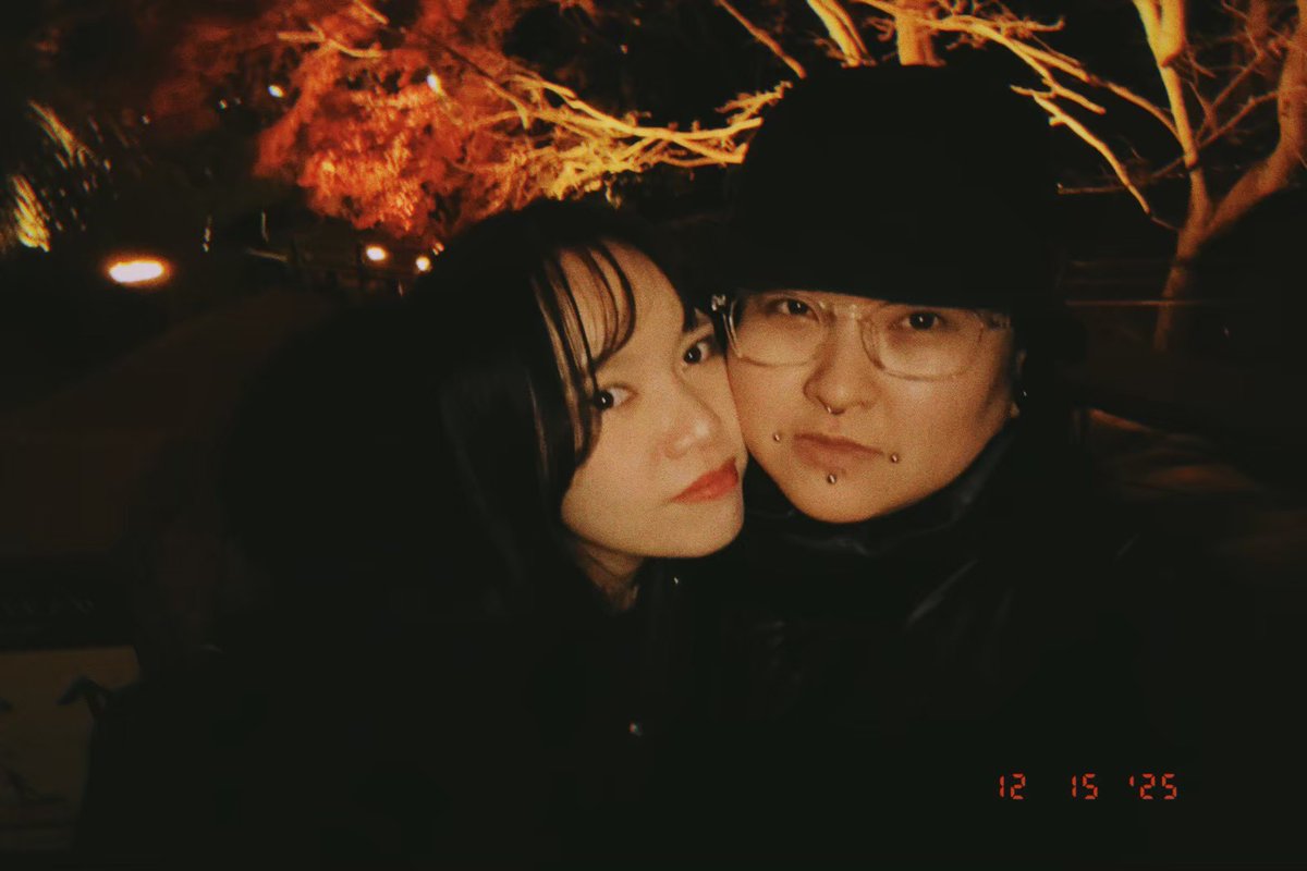 𝚜𝚊𝚙𝚙𝚑𝚘𝚌𝚘𝚞𝚙𝚕𝚎𝚜 tweet media