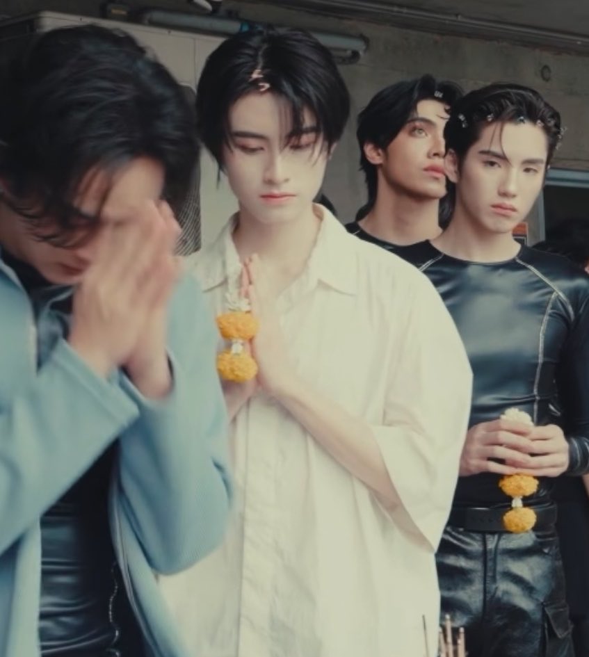 ส้ม tweet media