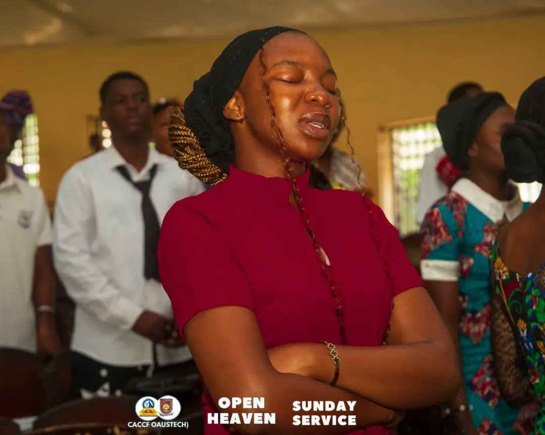caccfoaustech's tweet photo. Sunday service highlights — beautiful and unforgettable moments in God’s presence, where hearts were lifted and spirits renewed🙇✨.
#caccfoaustech #sundayservice https://t.co/ok0u69f6Ml