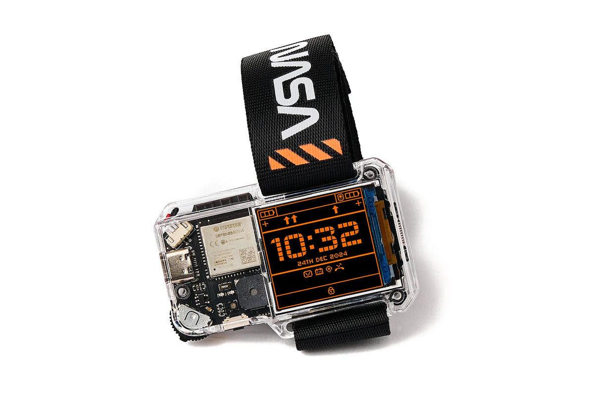 MucitRobot's tweet photo. NASA Artemis Watch 2.0 #ESP32-S3 MCU ya sahip giyilebilir bir cihazdır.Saati programlamak için CircuitBlocks görsel programlama IDE'sini kullanabilirsiniz. Kendi özel saat kadranlarınızı tasarlayabilirsiniz. Kaynak kod GitHub'da ve https://t.co/Fl3YYn1Pg7 adresinde bulunuyor. https://t.co/pxdYGeaLdw