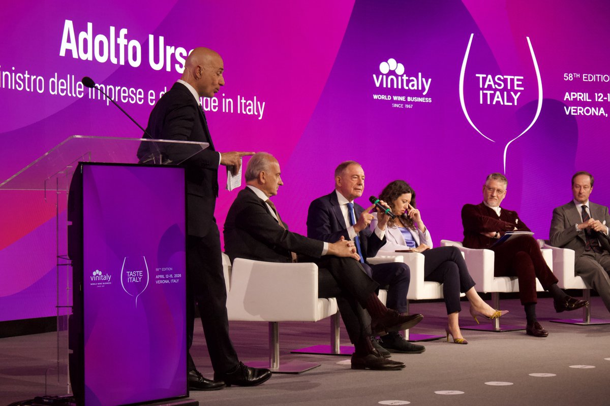 adolfo_urso's tweet image. Vinitaly è vetrina della forza, della resilienza e della competitività del nostro #MadeinItaly, di cui il #vino è uno dei prodotti di maggiore visibilità che, nel suo realizzarsi, coniuga l’identità del territorio, la sua cultura e la sua civiltà con il sistema produttivo, le