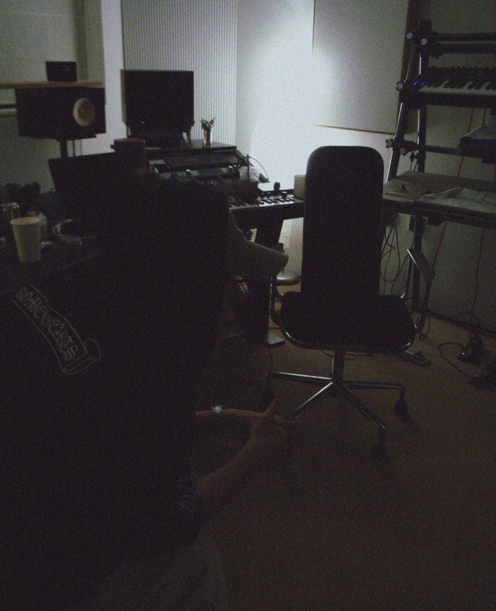 ❤︎🪽 tweet media