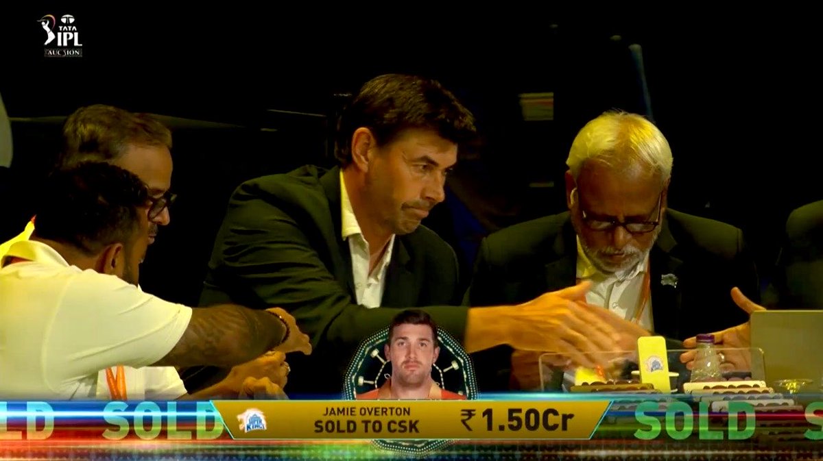 Junaid Khan tweet media