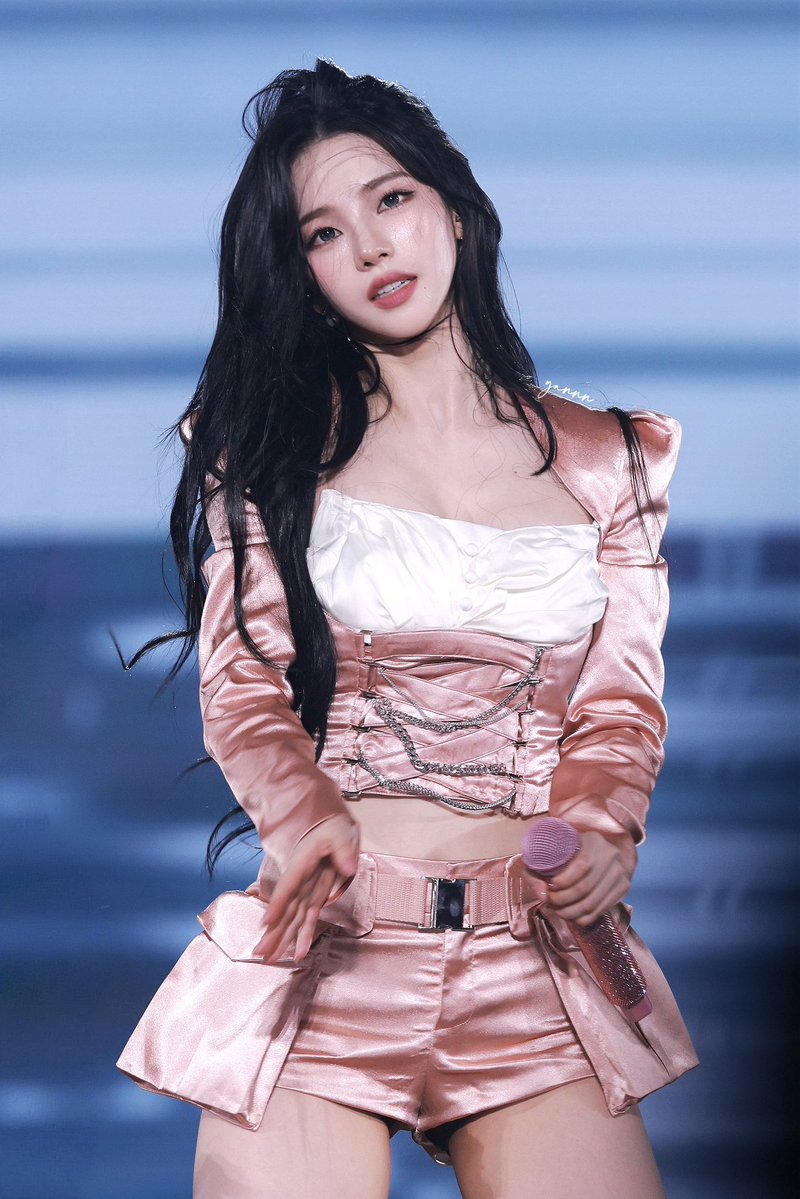 ENHYPEN is #7 KARINA tweet media