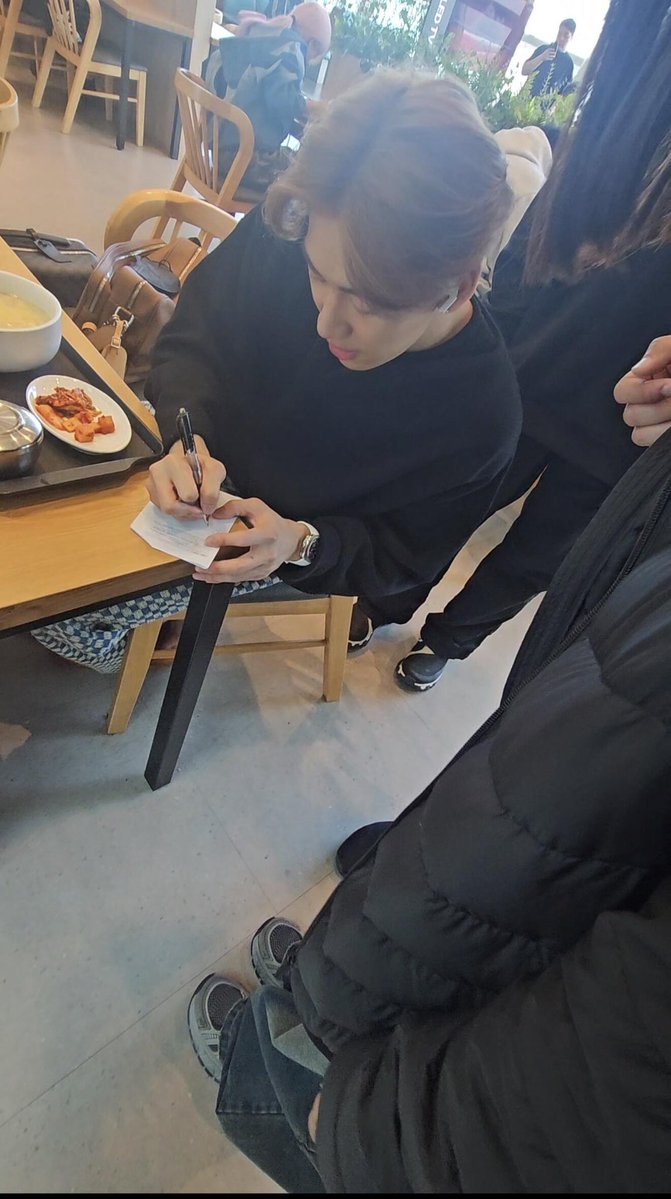 BAMBAMUNIVERSE👑 tweet media