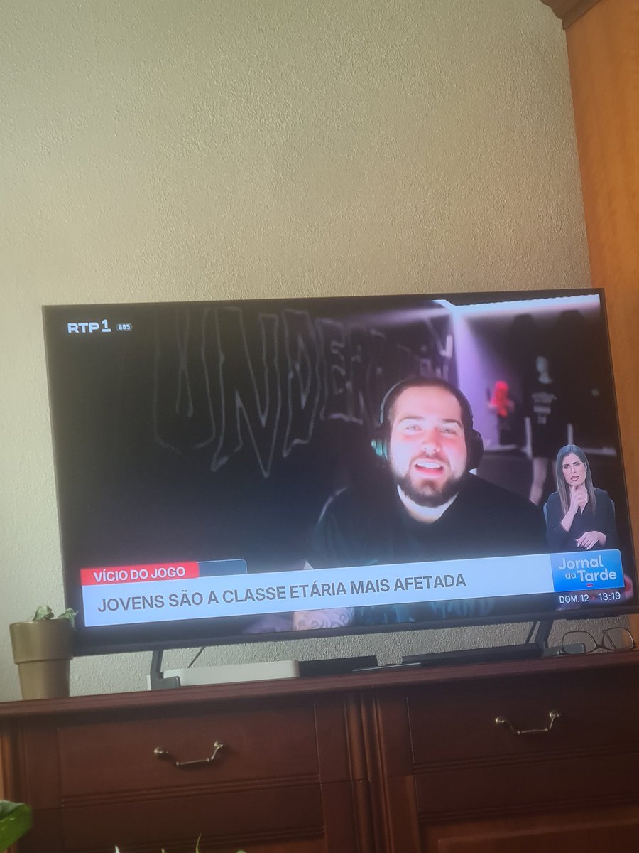 𓆩♱𓆪 tweet media