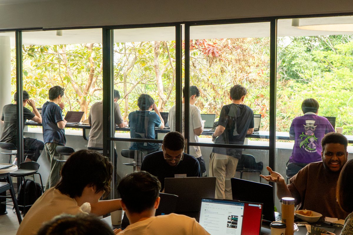 Ben Lang tweet media