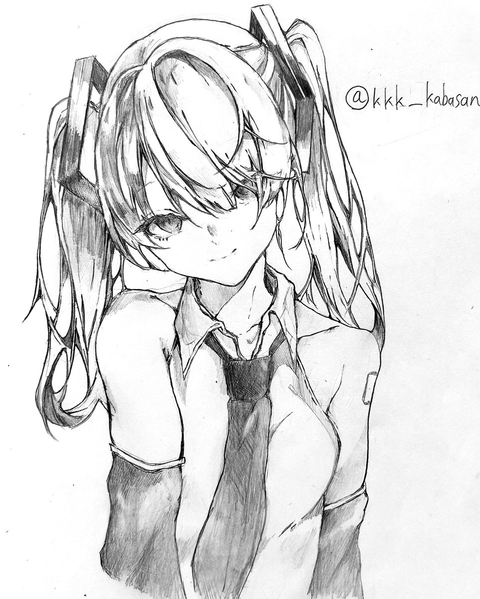 #凍結祭りでフォロワー減ったから自己紹介して逆に増やす
主にシャーペンで描いてます