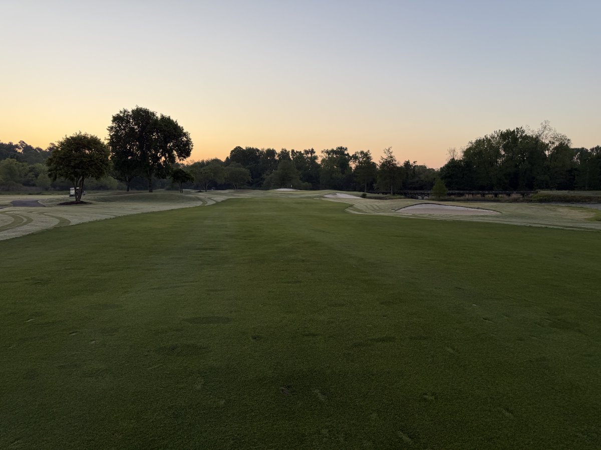 riverclubsuper's tweet image. Beautiful Sunday morning! ⁦@River_Golf_Club⁩ gonna be a great day for final round ⁦@TheMasters⁩ #GodisGood