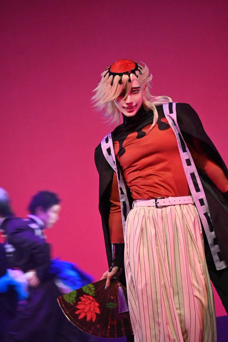 cosplay 鬼滅の刃 / 童磨

薫ちゃん(<a href="/kuyuruyuruyuru/">ありの薫二等兵 4/29コスダン</a> )が撮ってくれたステージお写真〜！
ありがとう！！✨

#鬼滅のGRL_無限城編
#CDEFステージ #アコスタ板橋大山