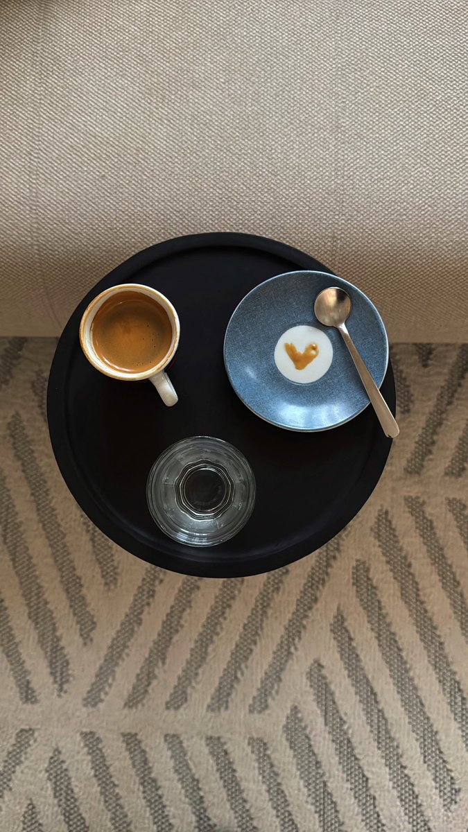 M8Hno's tweet photo. In love ☕️🤍 https://t.co/mpNr2MNF1t