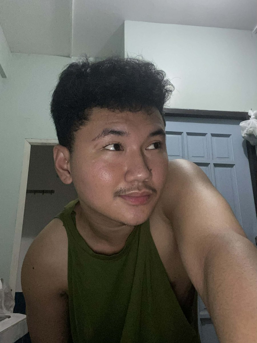 stphntpnn's tweet photo. 3am thingszx https://t.co/5yUjOdGpLf