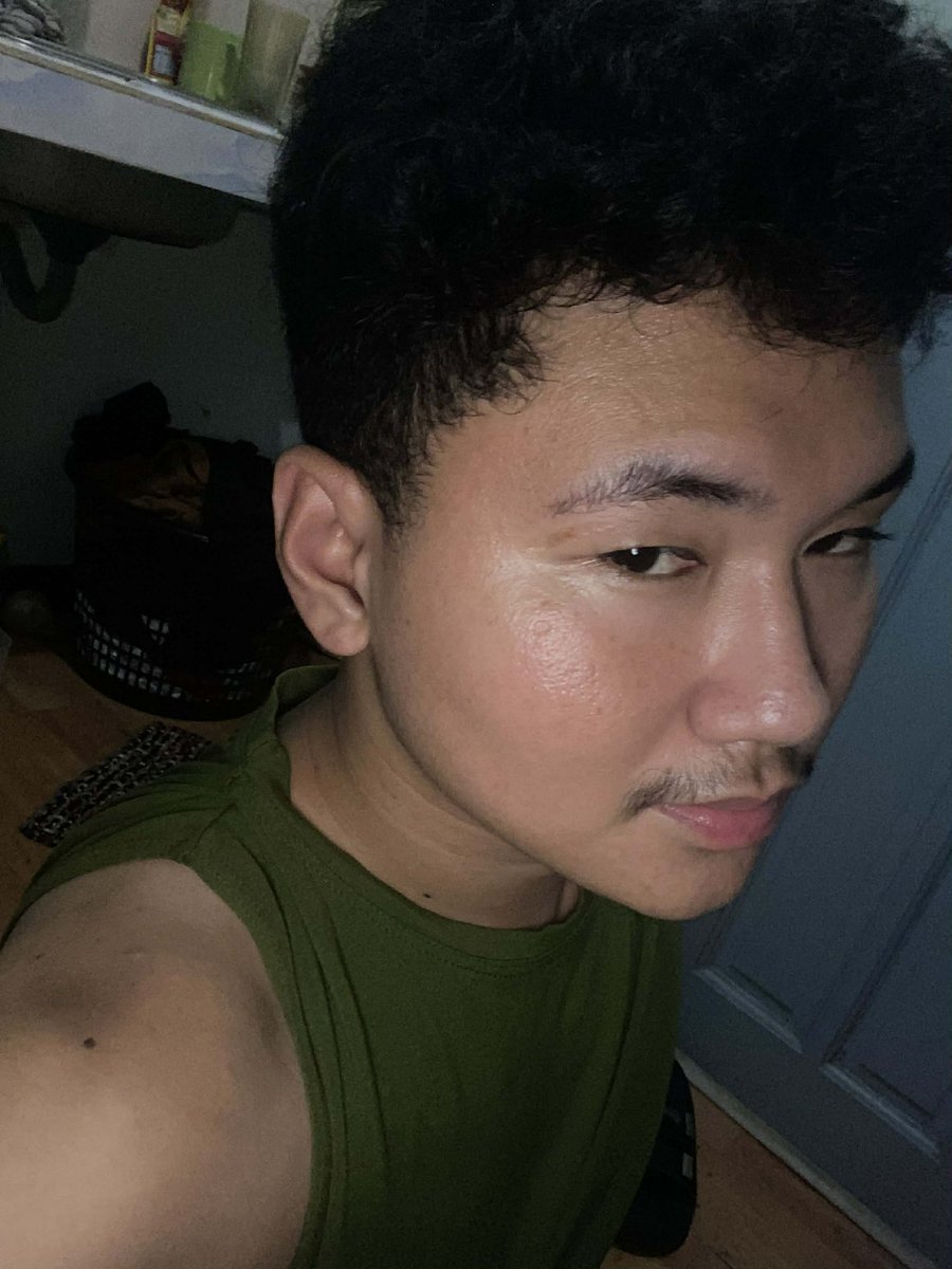 stphntpnn's tweet photo. 3am thingszx https://t.co/5yUjOdGpLf