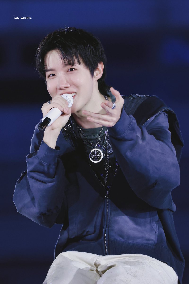 아도니스 Adonis 💫 tweet media