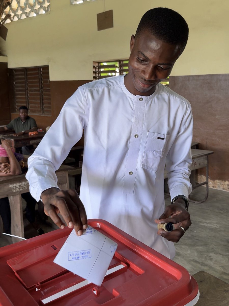 Fabroni Bill YOCLOUNON tweet media