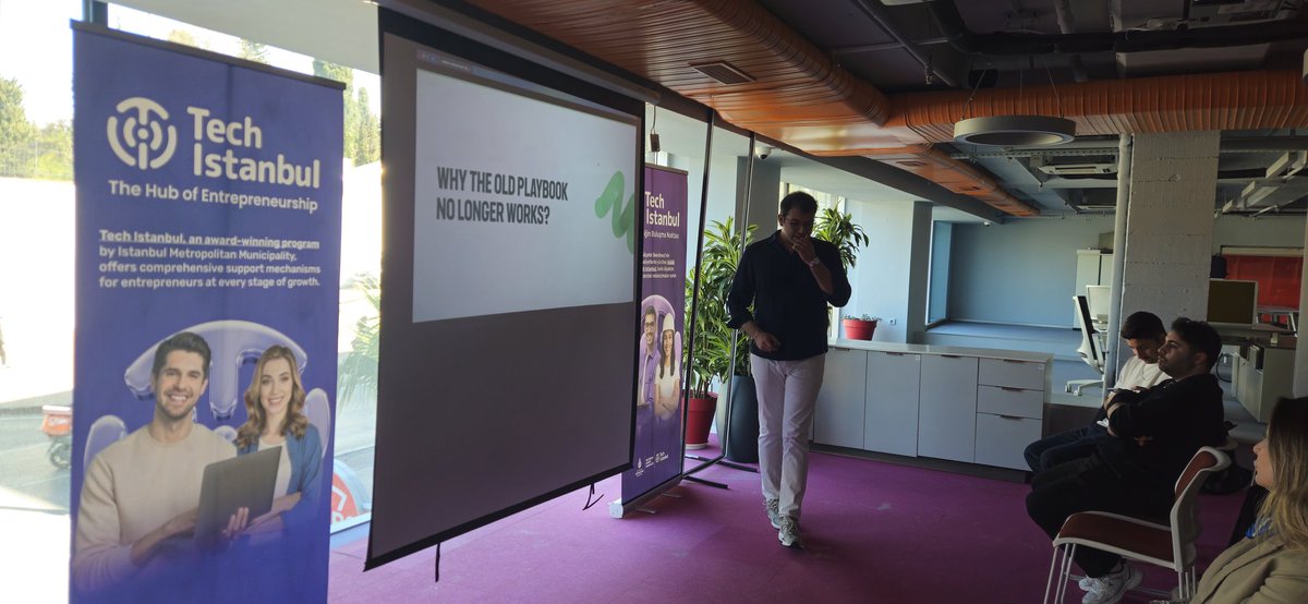 Kotlin İstanbul tweet media
