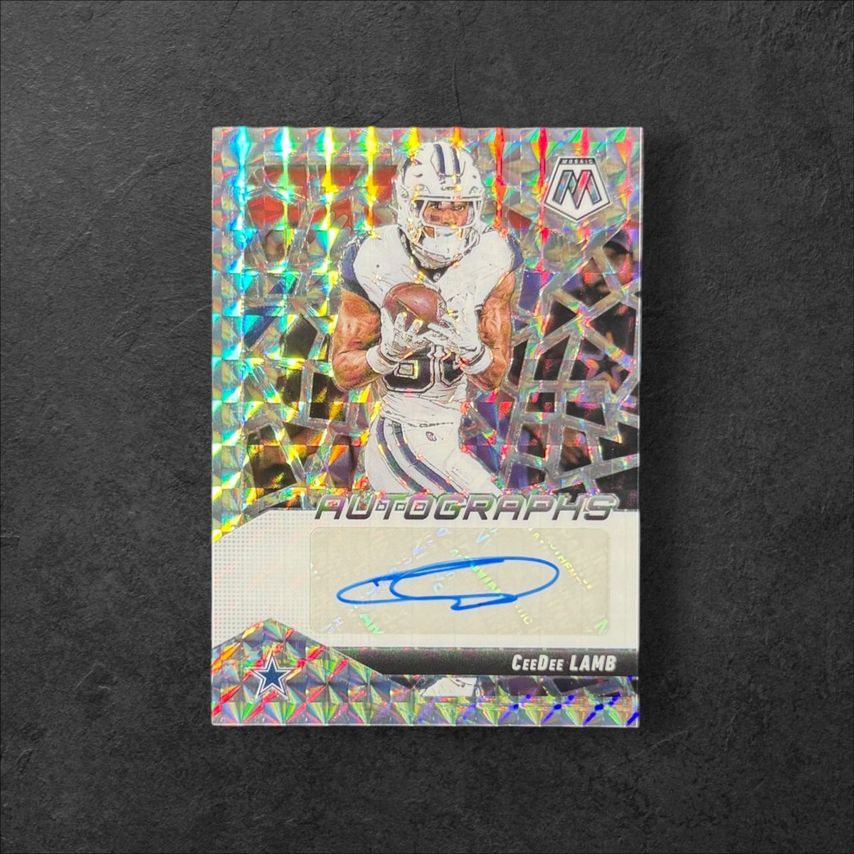 paullydoughnuts's tweet image. 💿 🐑 

$120

#gettostackin will have more this week!

For now have a great SUNDAY and I’ll see you soon #thehobby FAM!