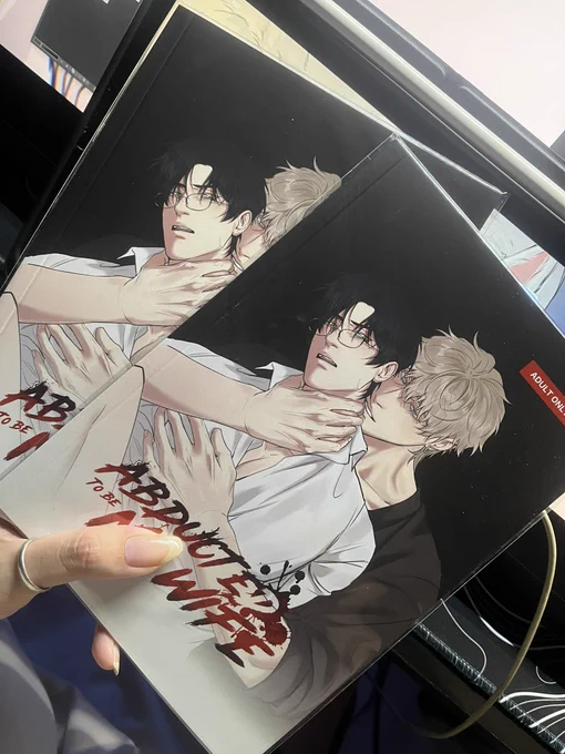 PLS RT เหลือ 2 เล่มสุดท้ายค่ะ ใครสนใจ เม้นด้านล่างหรือเดม มาได้เลยนะคะ ( ไม่รีปริ้น ) ( จัดส่งภายใน สิ้นเดือน - ต้นเดือน พฤษภาคมค่ะ )