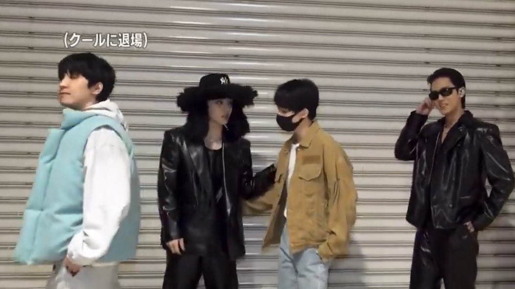 ς ely ఇ 👼🍯 tweet media