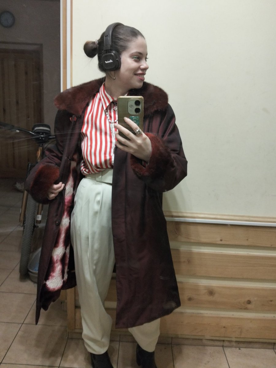 мультяшная рыбка tweet media