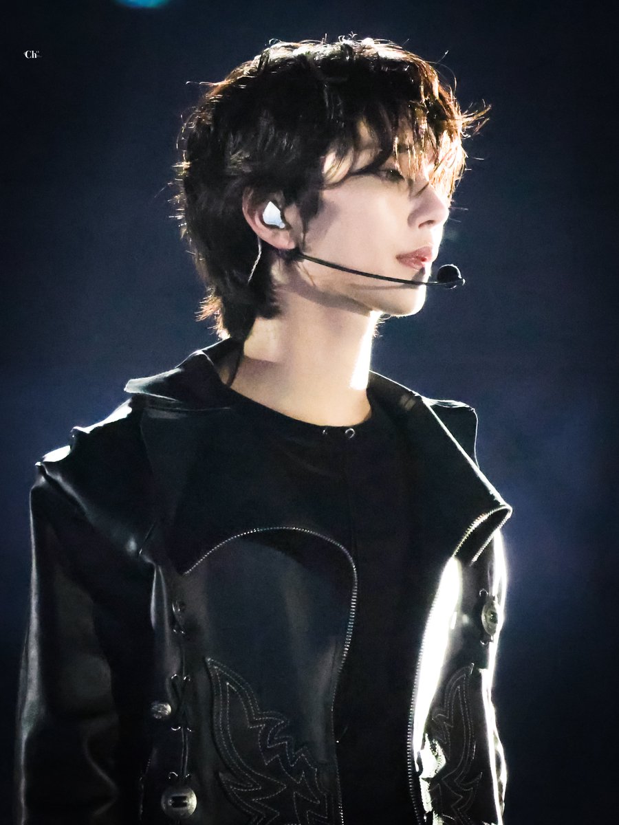 𝐂𝐡¹¹ tweet media