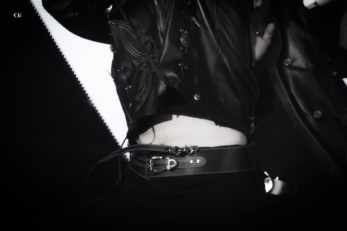 𝐂𝐡¹¹ tweet media