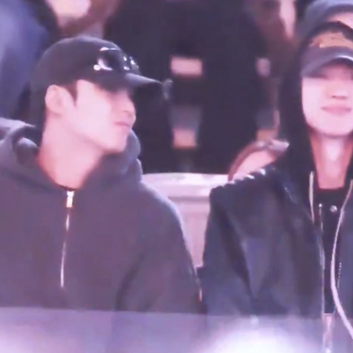 yuè 🌠 SERENADE tweet media