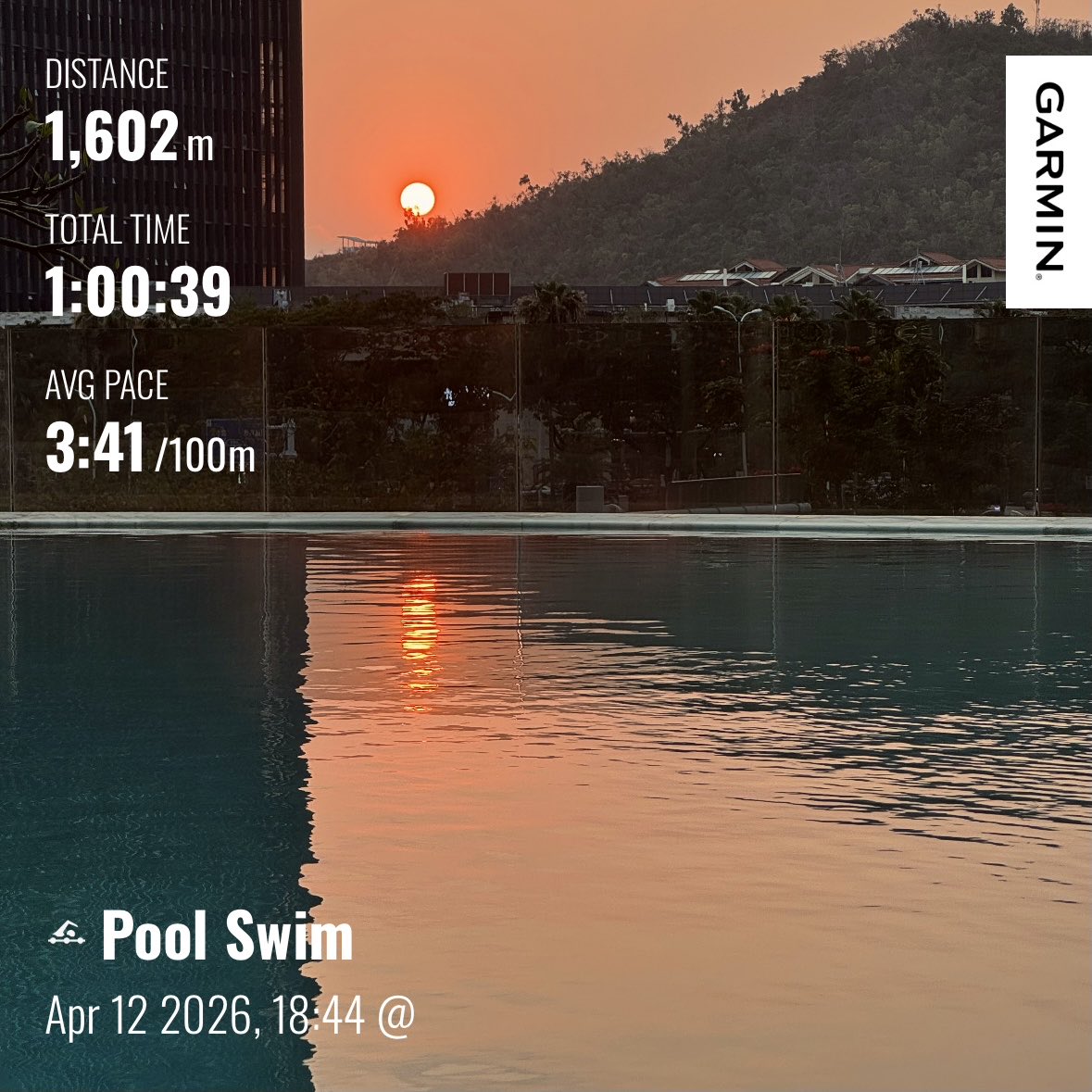 板烧鸡腿堡 tweet media