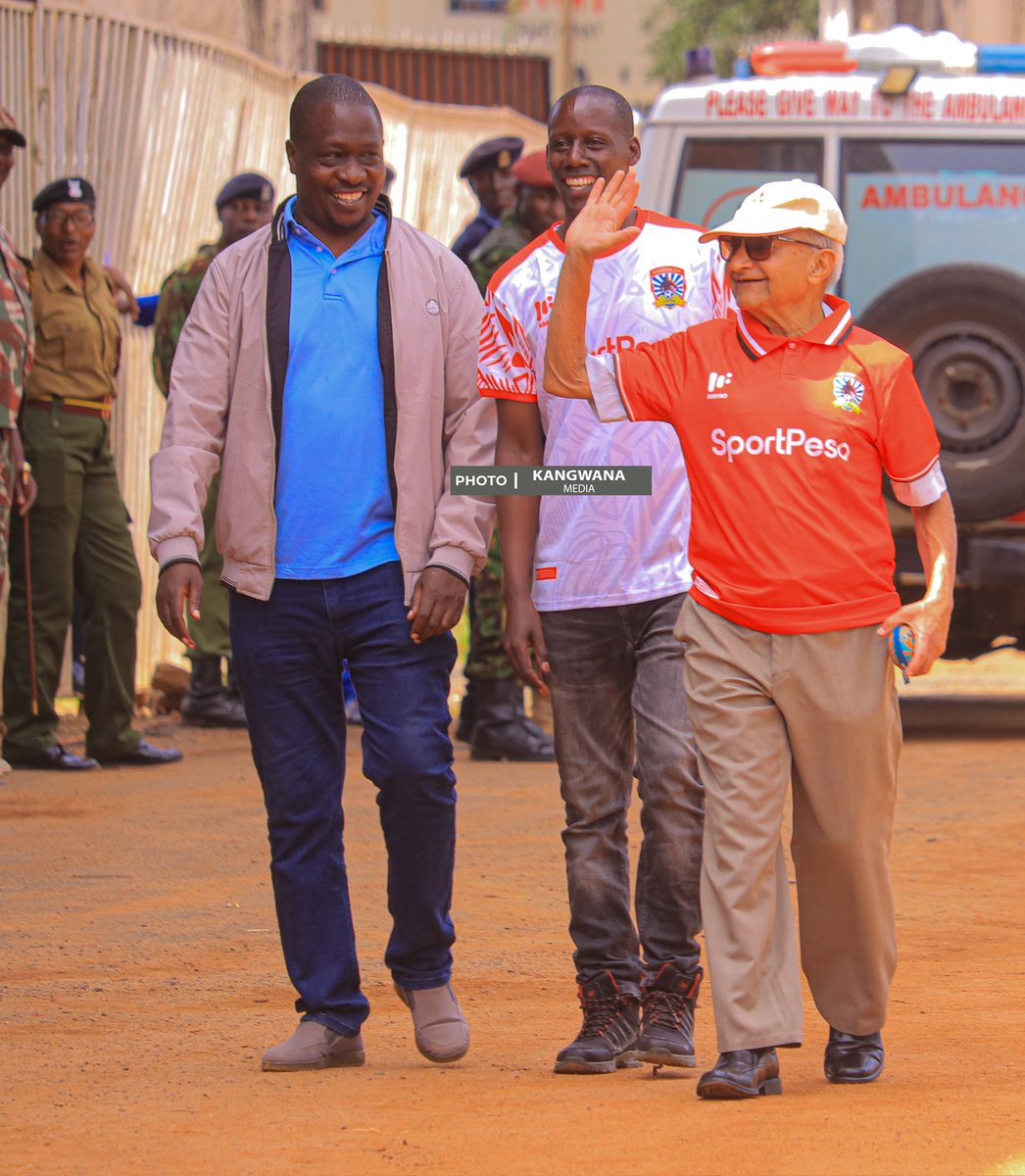 KangwanaMedia's tweet photo. Shabana FC Founder Dogo Khan arrives at Gusii stadium 

📸| Charles Kangwana 

#kangwanamedia https://t.co/AXw2ZdsDy1