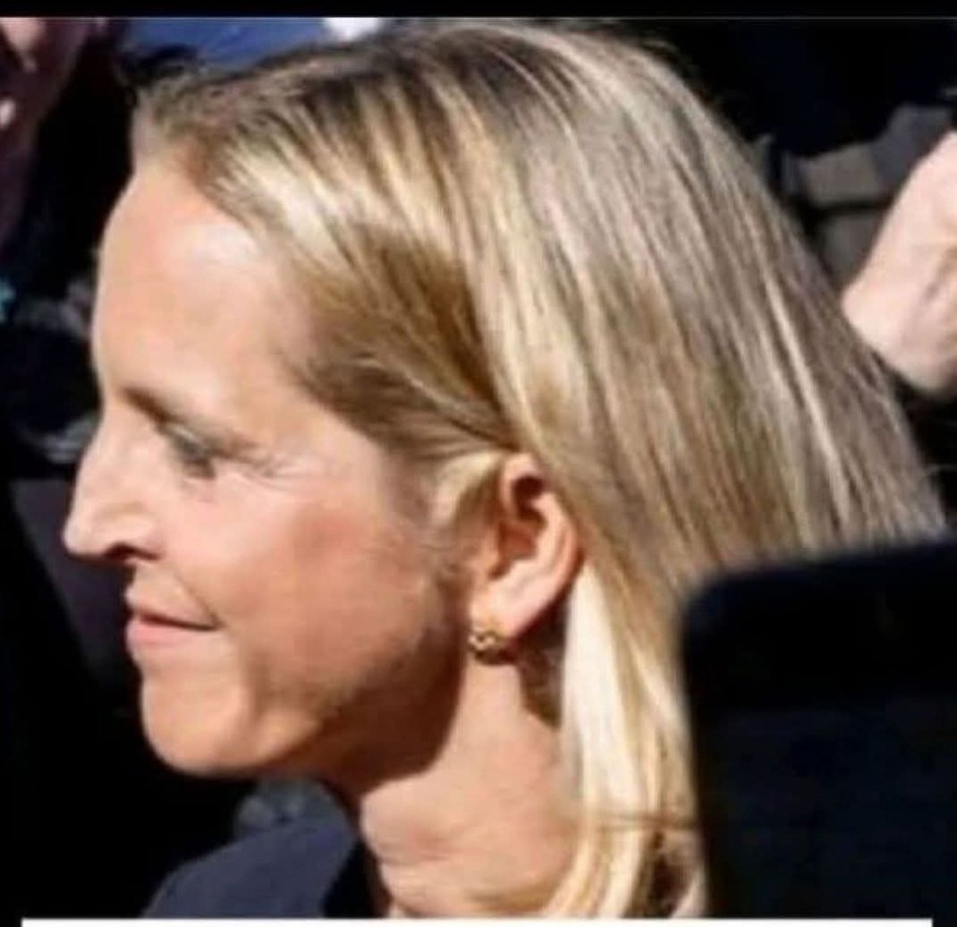 ⮞⮞ Gnom B ⮜⮜ tweet media