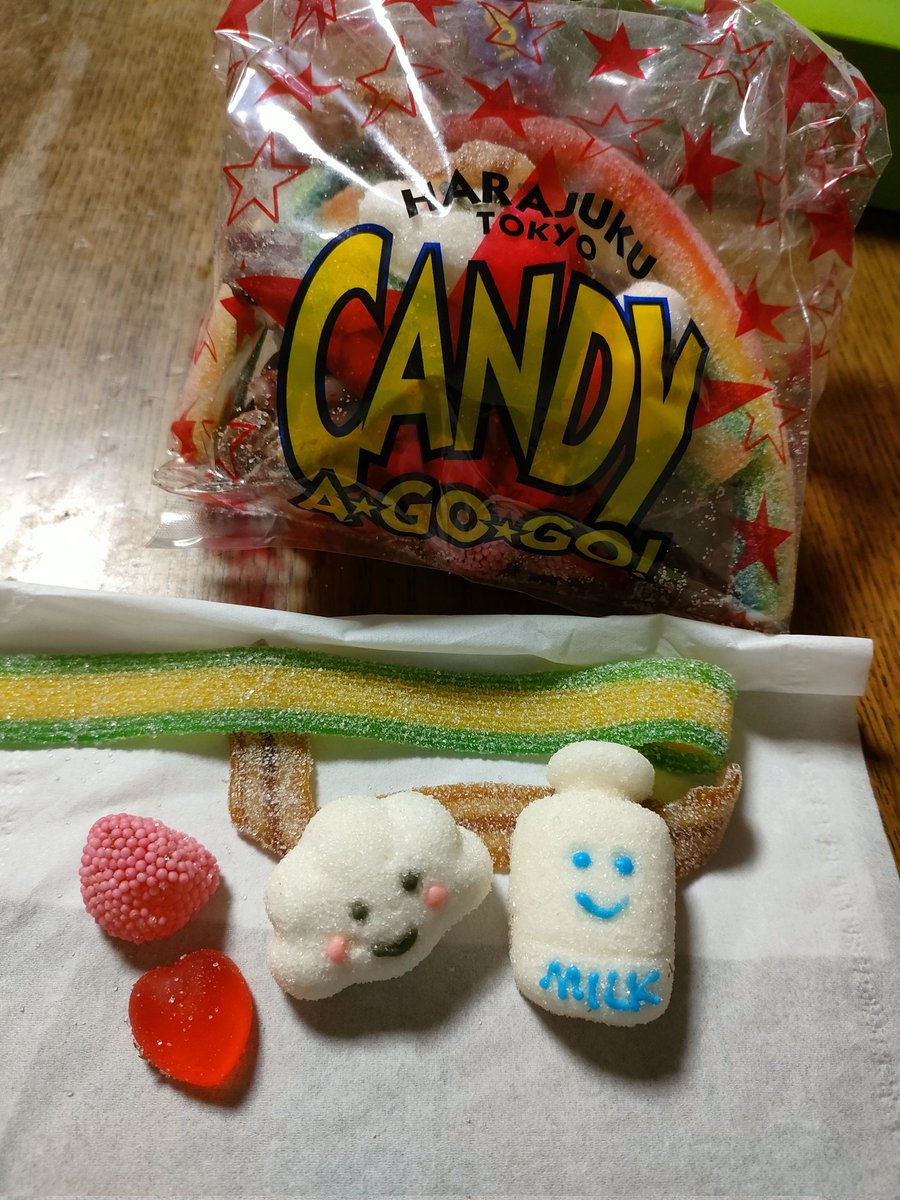 こんこん tweet media