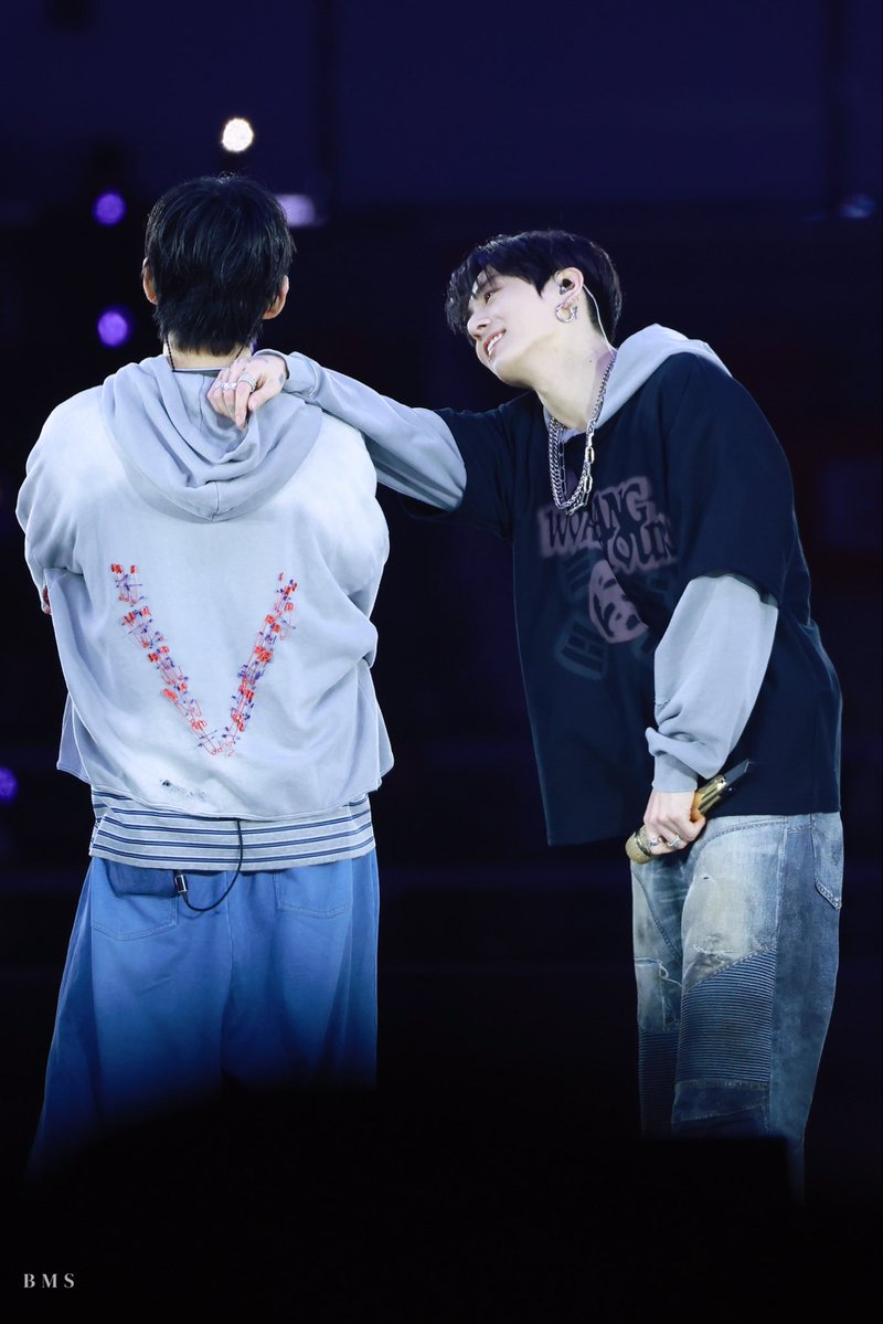 ByMySide∞KookV tweet media