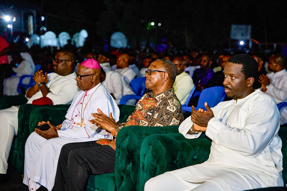 Esther Umoh tweet media