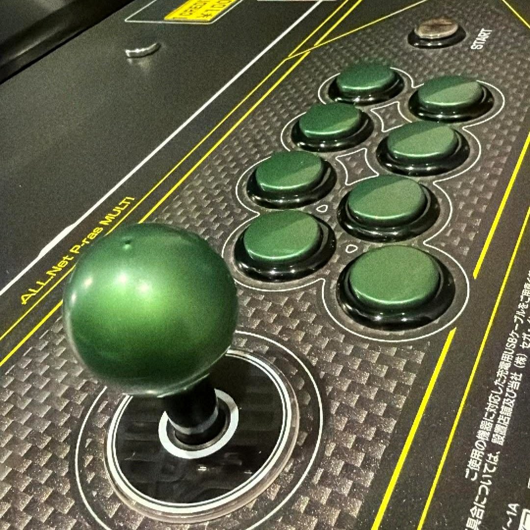 cqb_arcade's tweet photo. A customer https://t.co/T2kZ7ZTuaO P-ras Multi arcade cabinet featuring pearl green Seimitsu hardware
(and tortoiseshell start button).
The colours match the cabinet superbly and make a huge visual impact ๐
#arcademachine
#arcadecollector https://t.co/d4h4EsVqRr