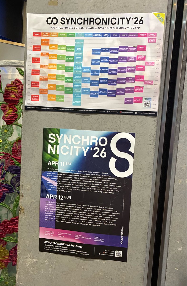 こみけん tweet media